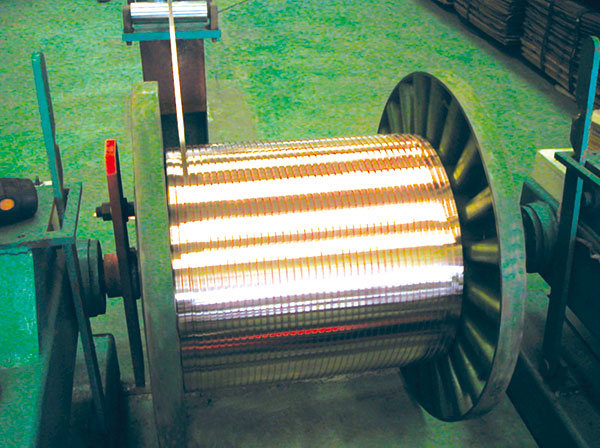 YLLT 銅連續擠壓機